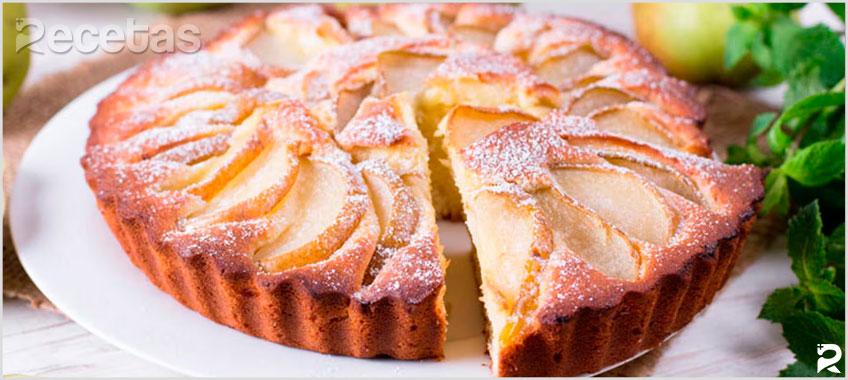 Tarta de Pera Casera y Crujiente